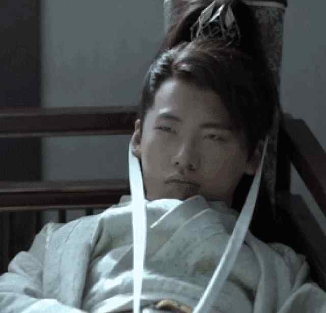 潜流电视剧 主角光环不灵了，追剧流行追配角