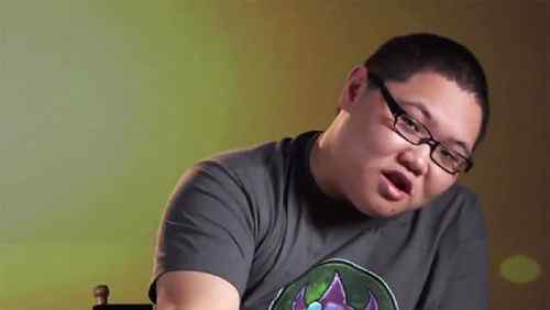 骚猪 pdd一年能挣多少钱？pdd为什么叫骚猪、嫖老师？