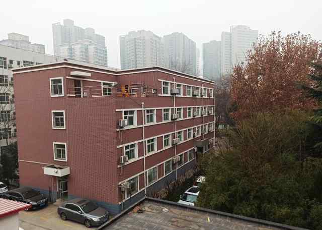 弑师案 西安弑师案被杀过程：女老师颈部被美工刀刺破，学生被抓后吐露真相