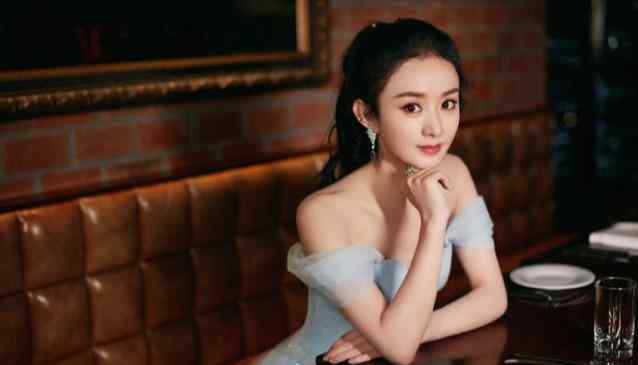 出席活动 赵丽颖出席活动，未被男方留时间介绍自己，她直接霸气开口！