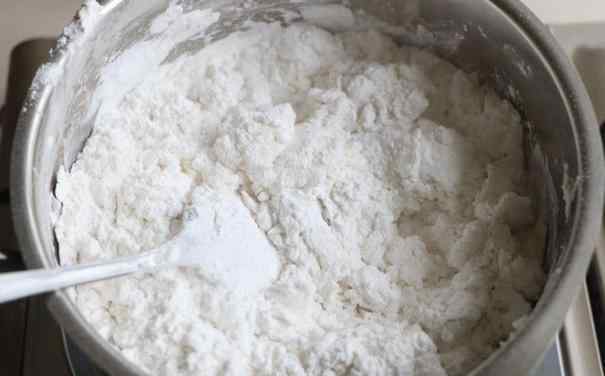 江米条怎么做 传统零食江米条做法，1包糯米饭可以做好几斤，又酥又香