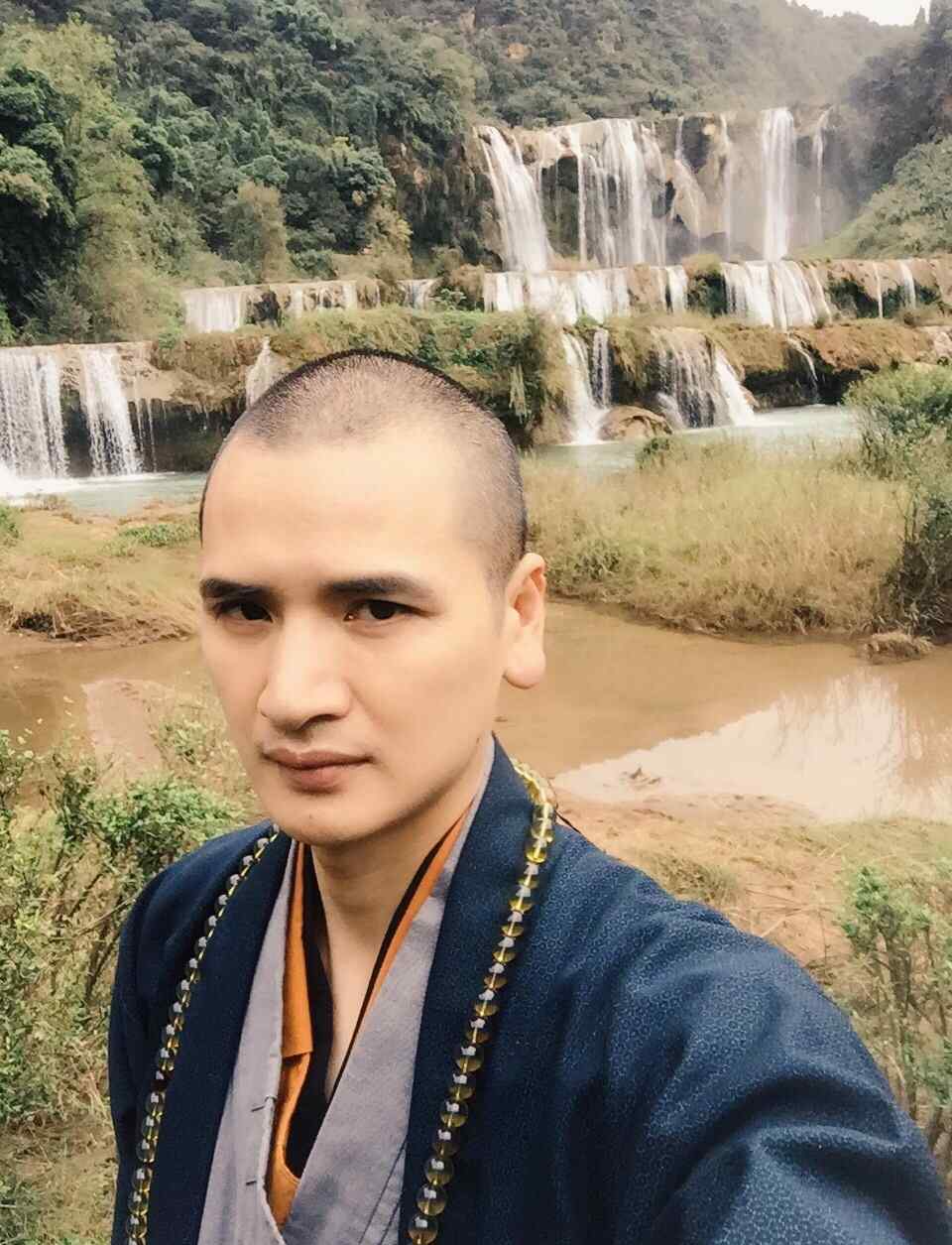 释明心出家前照片 释明心法师是谁的转世？出家之前释明心法师有过女人吗