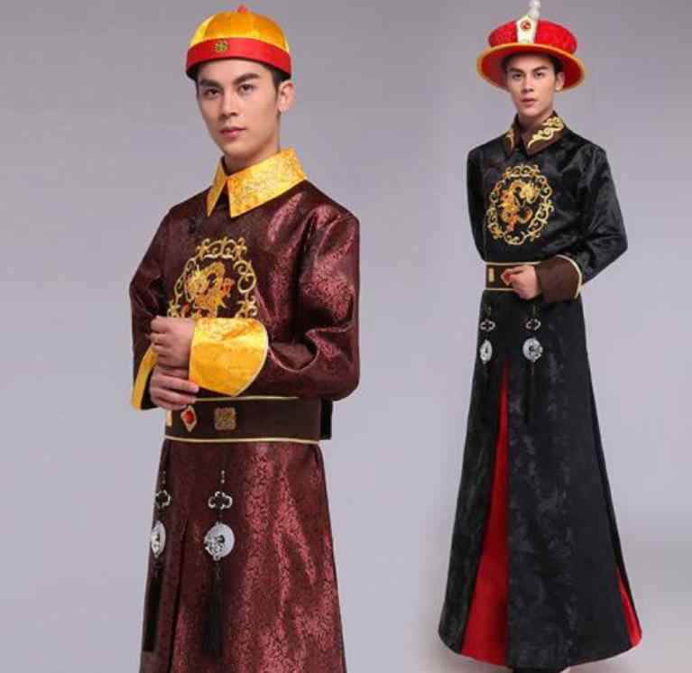 太子不要 太子碰到亲王谁先行礼？皇妃见到太子要行礼吗
