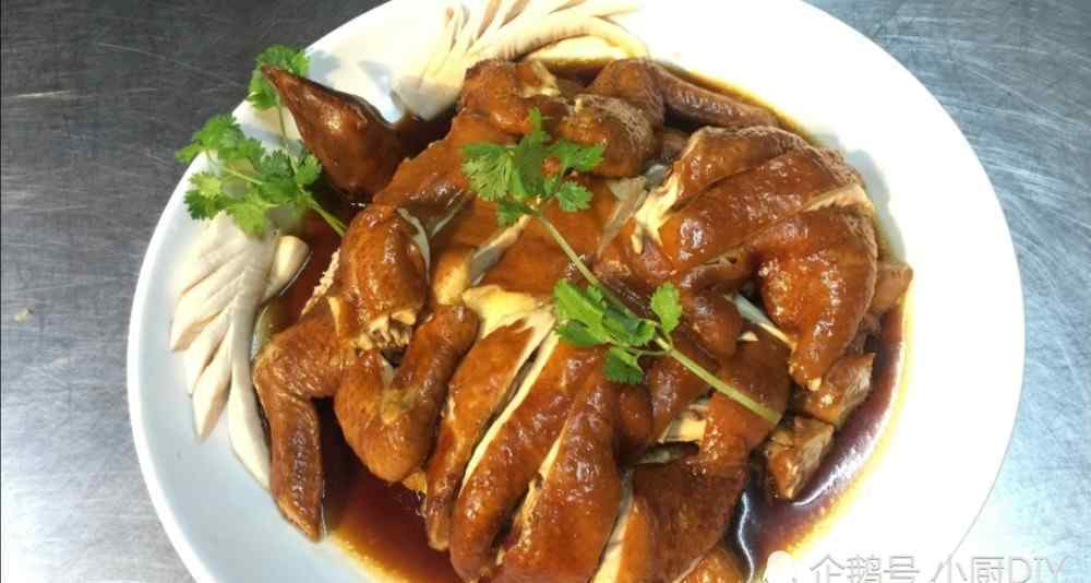 广东正宗豉油鸡做法 68岁老师傅：豉油鸡，教你正宗的做法和配方，出锅3斤都不够吃！