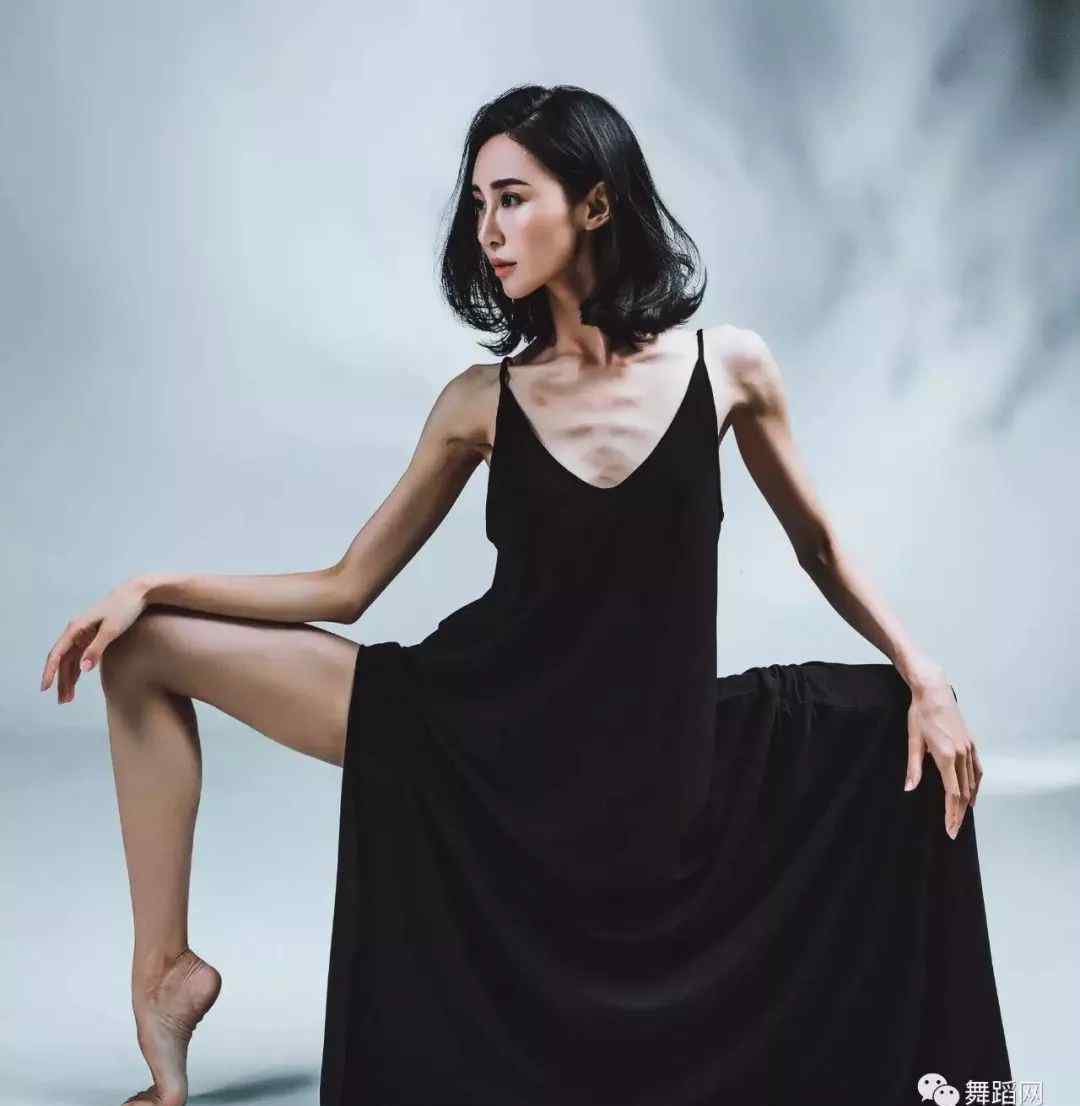 朱洁 女神朱洁净度假都在健身,一大波照片告诉你,最美舞蹈女神是如何