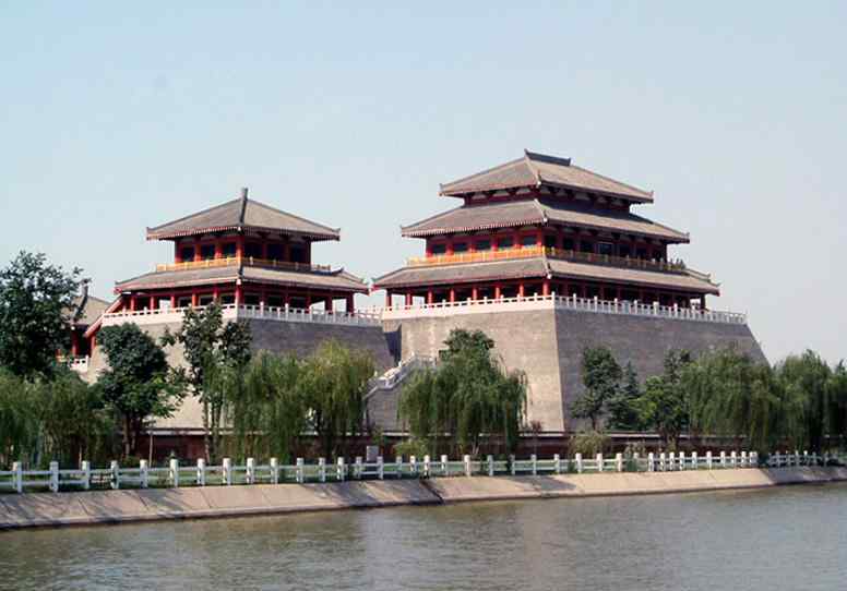 西安是哪个省的城市 去西安哪些地方必须要去？郑州和西安哪个城市好？