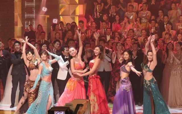 万千星辉颁奖典礼2008 时代经典：TVB历年颁奖礼“终身成就奖”获奖艺人盘点