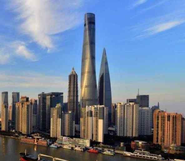 迪拜塔在哪 世界第一高楼在迪拜，中国的第一高楼在哪里，为祖国感到骄傲