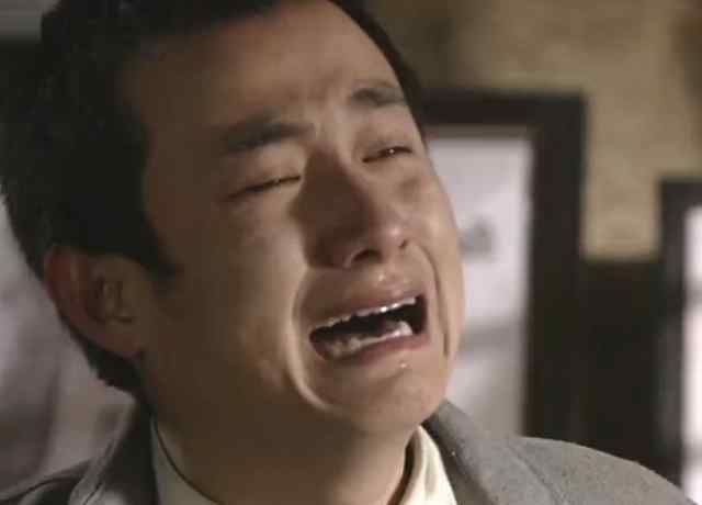 文章复出 文章离婚后的事业已开始，但“她”却屡次复出终不能如愿