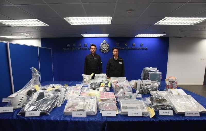 水喉通 香港有记录以来首次搜出“水喉通土制炸弹”，警方已拘10人