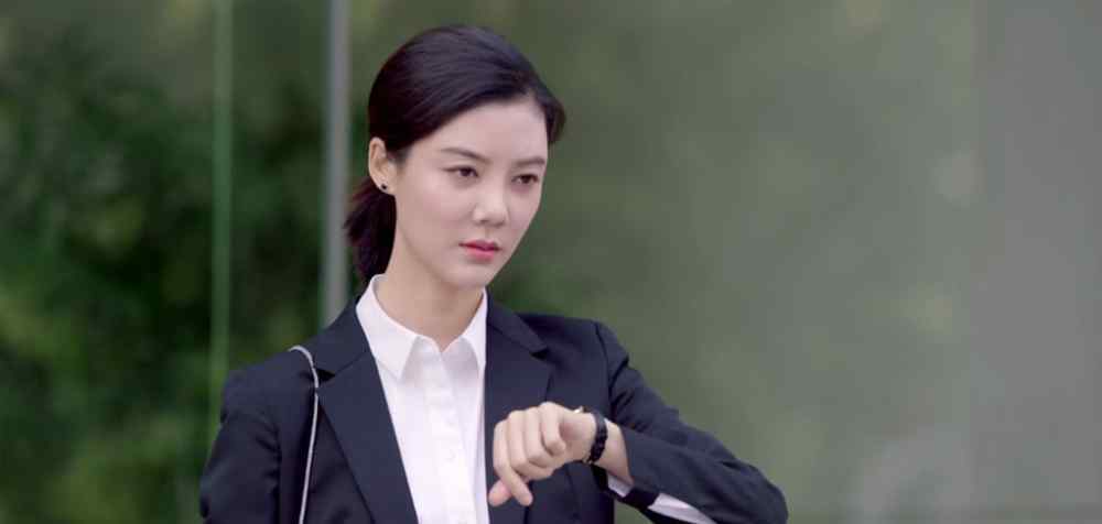 嫁给煤老板的女星 她曾辜负公司栽培嫁给煤老板，今38岁无戏可拍，网友：太可惜