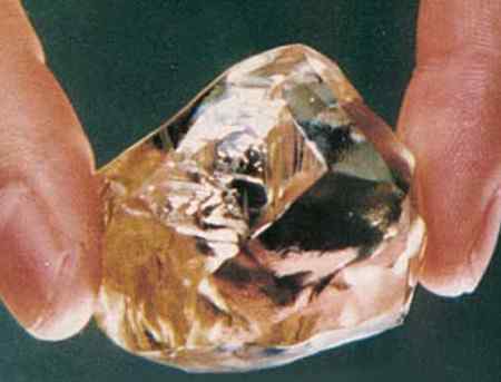 金鸡钻石 世界最大钻石多少克拉？中国最大的钻石原石图