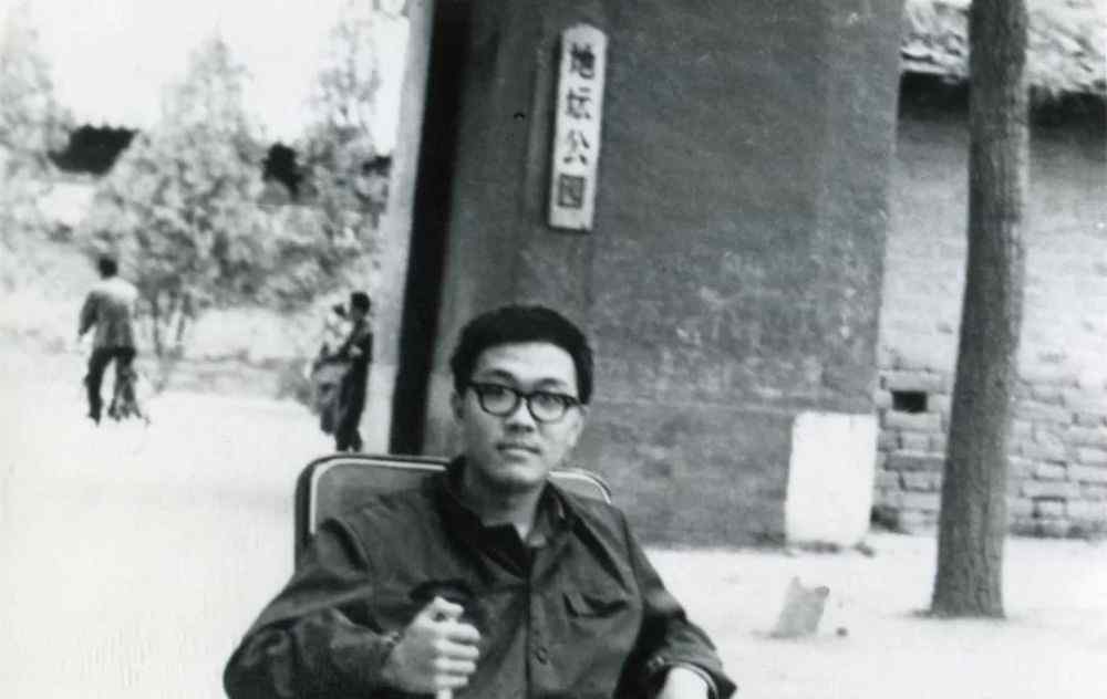 史铁生去世 史铁生诞辰69周年：离去只是永生的一个瞬间