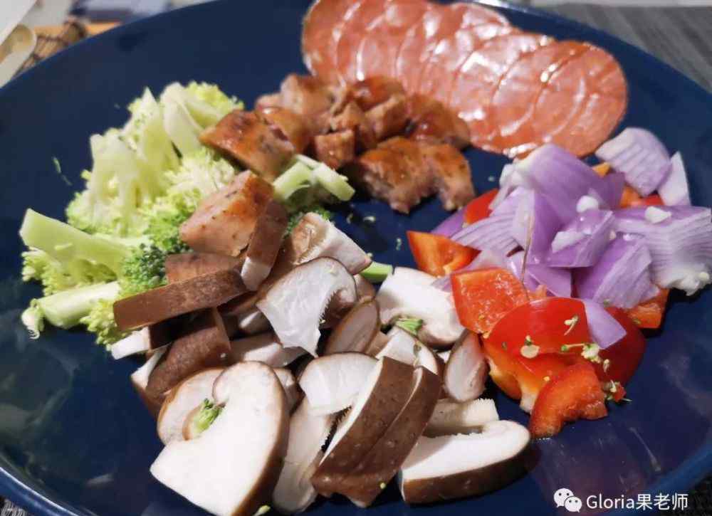 做披萨需要什么材料 如何在家自制pizza披萨