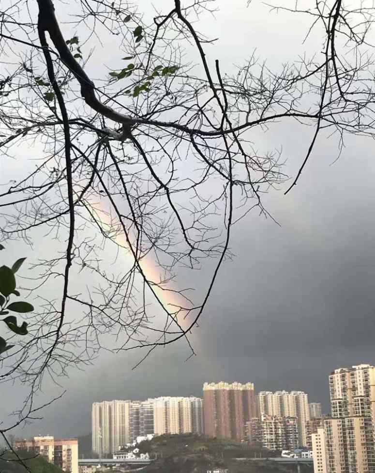 贵阳冰雹 美哉！被冰雹惊讶后，贵阳人又被天空惊喜到了！