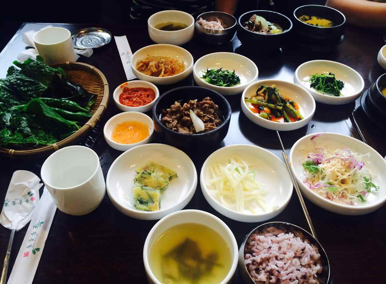 吃饭礼仪 韩国人吃饭用筷子吗？韩国人吃饭礼仪有哪些？
