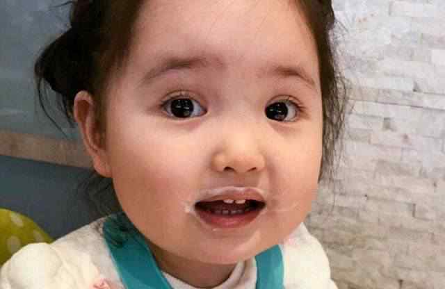 妈妈喝多了我照了图 小刚几的妈妈是干什么的？小刚几妈妈吃相难看图