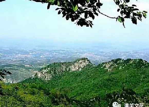佛崖组合 境内最高的山峰——关南神秘的佛头崖