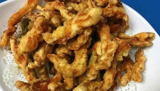 家常酥肉的做法 小酥肉的家常做法，又香又酥，做法简单，看一遍你也会