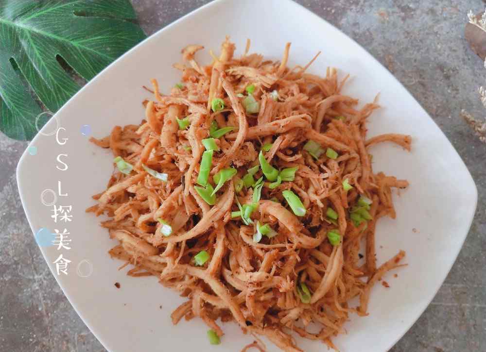 鸡胸肉怎么做好吃儿童 鸡胸肉这样做，大人小孩都爱吃，美味可口，三两下做一盘，不够吃