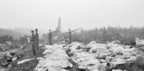 129事件 中国航空129号班机空难过程