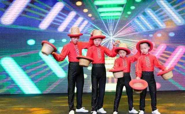 急！4名演杂技的孩子已失联5天 家长：孩子曾打电话哭诉“挺得过来”