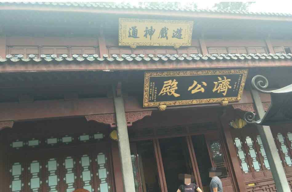 寒山寺 许愿是去寒山寺还是灵隐寺，寒山寺为什么半夜敲钟？