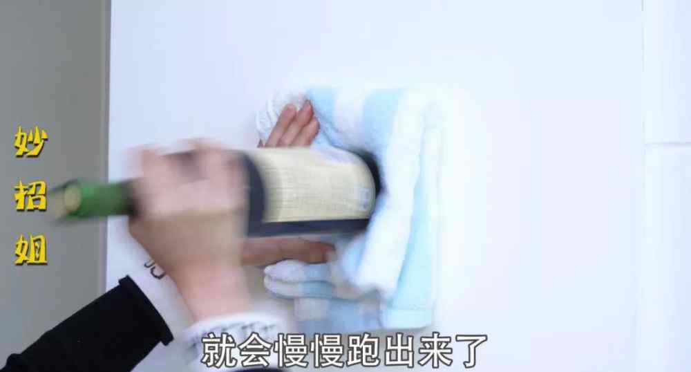 怎么开红酒木塞图解 没有开瓶器怎么开红酒？教你一招，不用任何工具，就能轻松打开