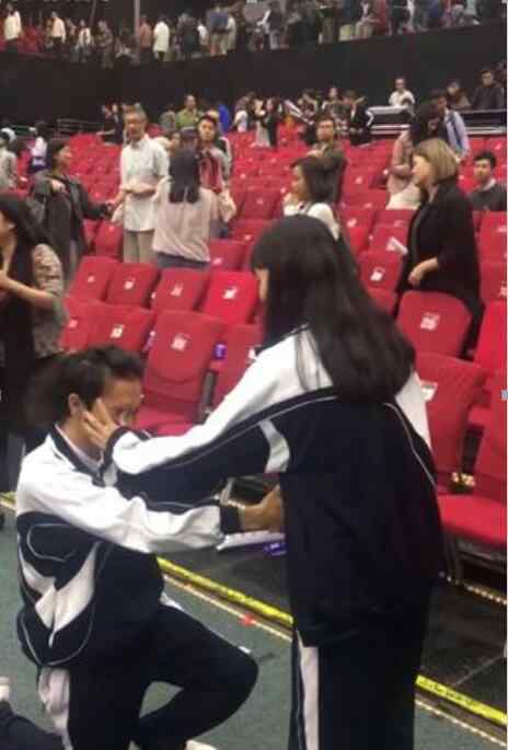 dr求婚钻戒 dr钻戒在国内什么档次，分手了dr钻戒怎么处理？