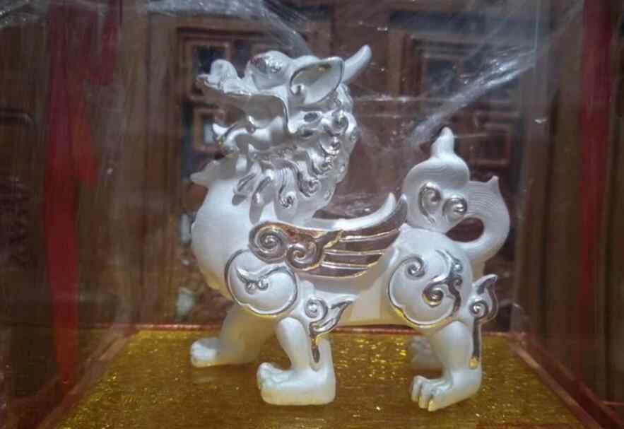 招财麒麟 办公室招财麒麟如何摆放位置哪里最好，门店招财麒麟怎么摆放？