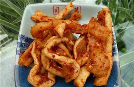 酸菜的营养价值及功效与作用 桔梗咸菜的营养价值 副作用也要注意