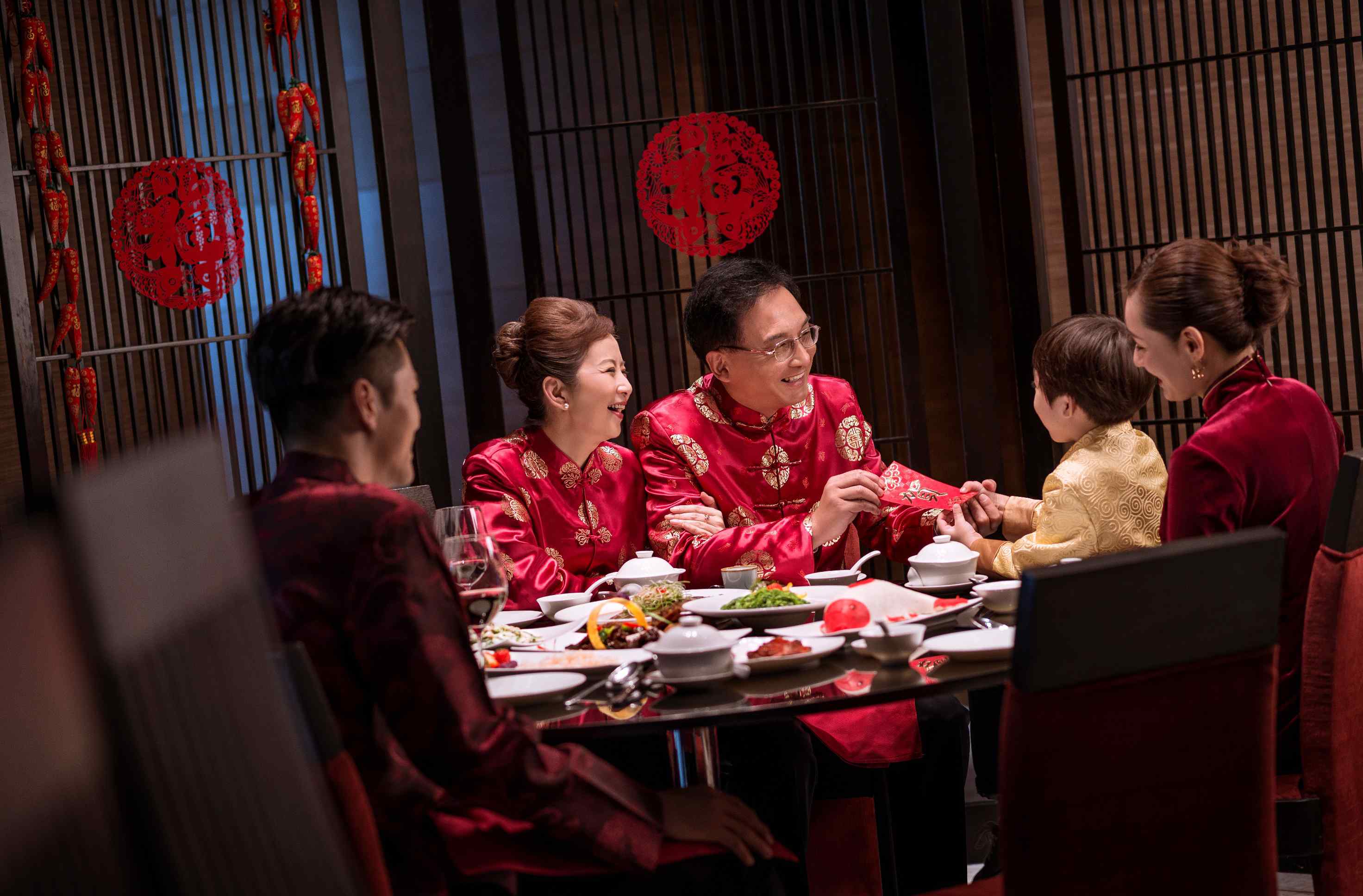 北京皇冠假日 2017北京国际艺苑皇冠假日酒店迎春年夜饭火热预订