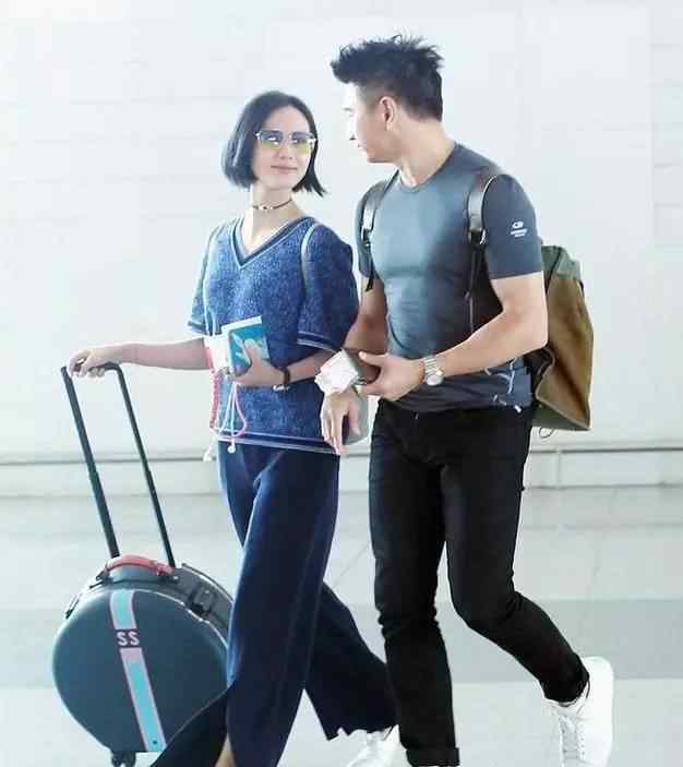 2280港币 没有一只拎得出去的行李箱，我怎么敢说走就走！文章配图