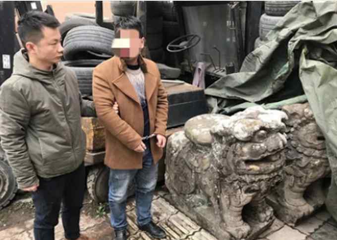 3吨石狮深夜被抬上货车盗走 39人受审！文章配图