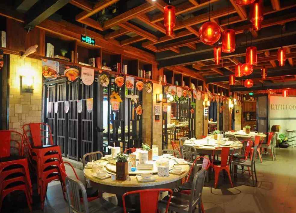 长沙德思勤城市广场 长沙德思勤城市广场，众多美食等你来消化！文章配图