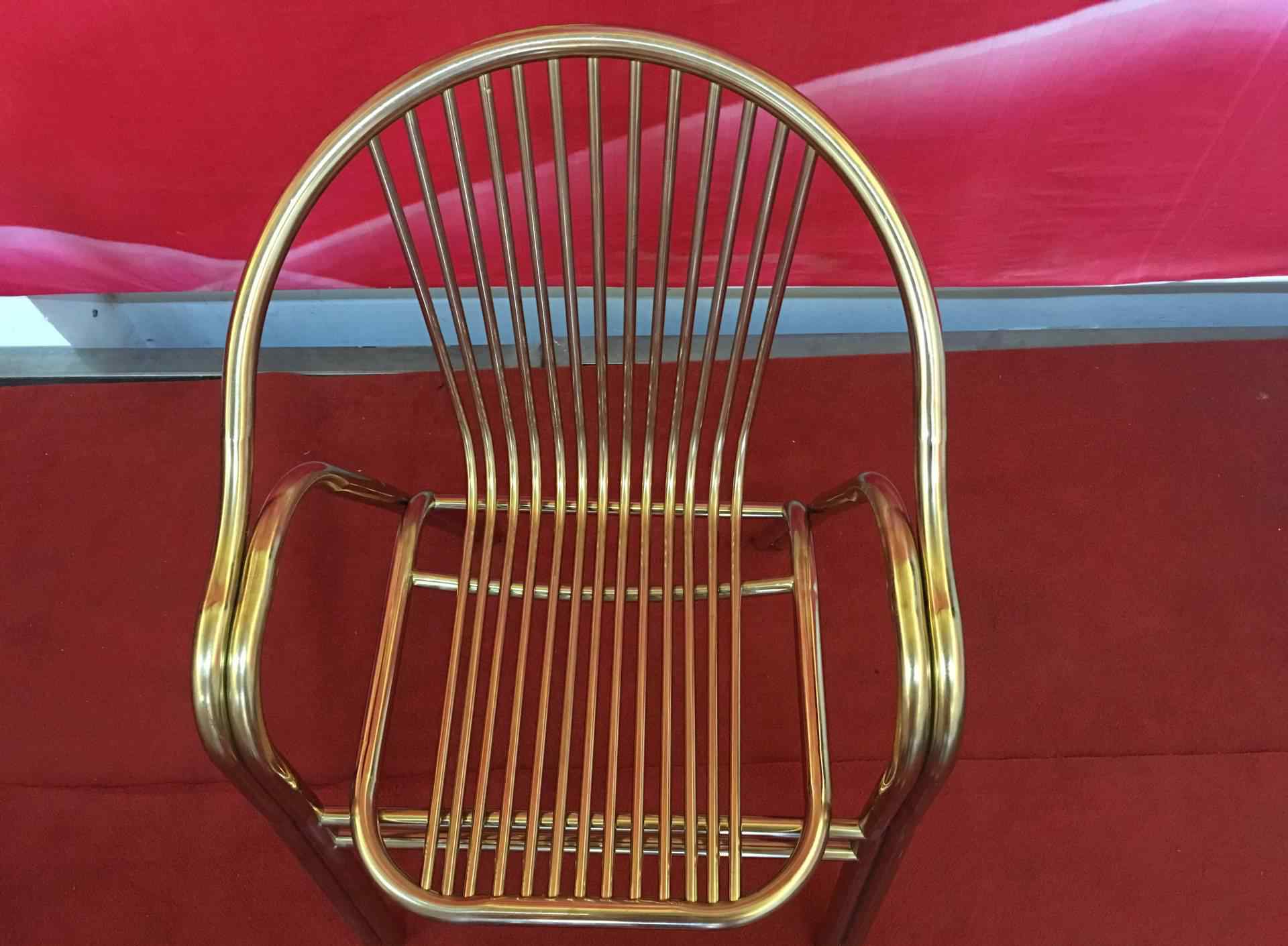 不锈钢家具 为什么越来越多的人选择不锈钢家具？