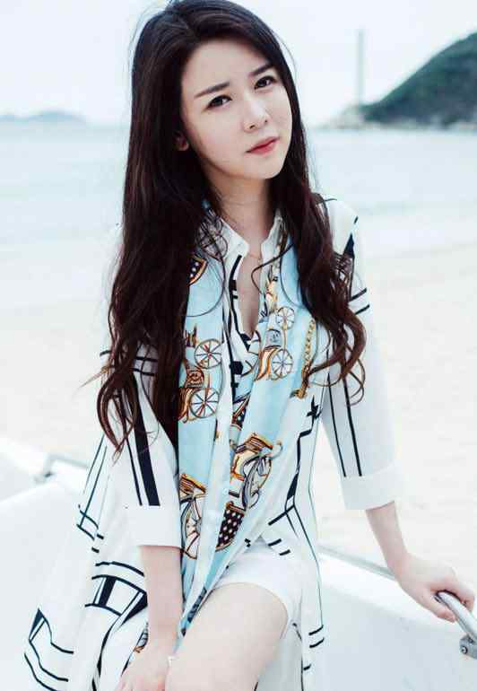女王国际扣儿 不一样的“微商女皇”--女王国际创始人许海鸥文章配图
