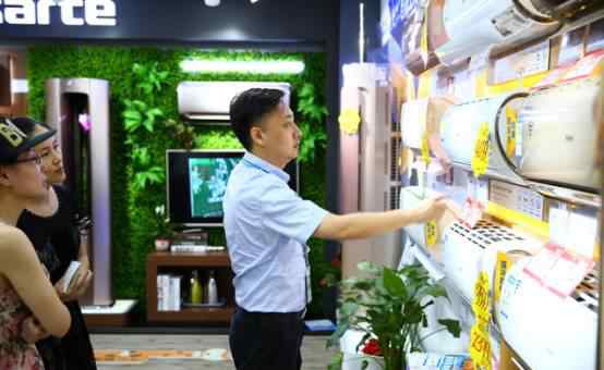 南京苏宁 记南京苏宁总经理的一天文章配图