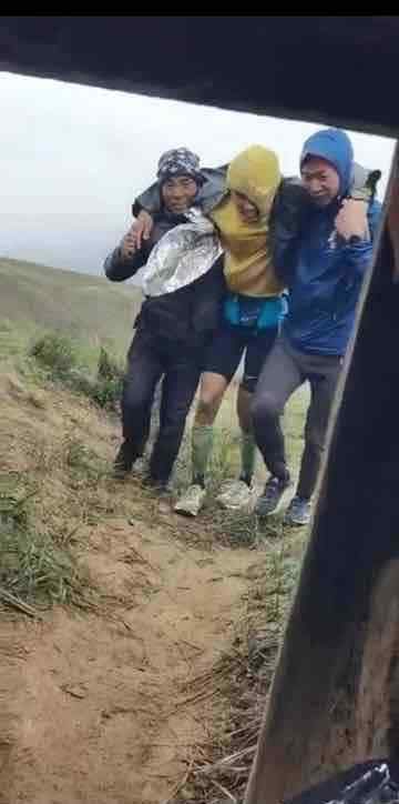 甘肃马拉松前六人中唯一幸存者：在山顶昏迷了两个多小时 到底是什么状况？