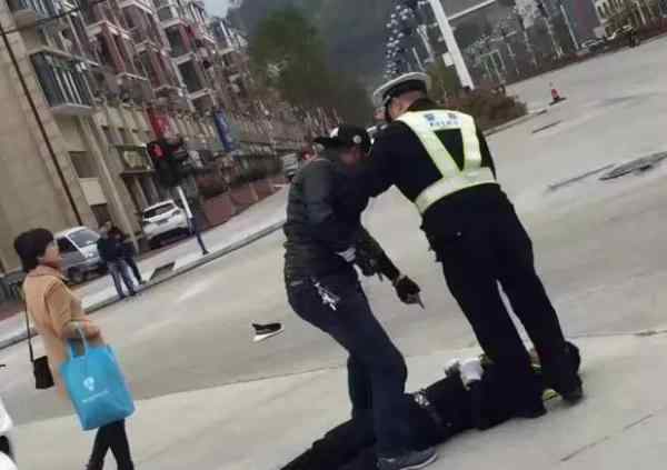 安徽一男子闯红灯被劝阻后将辅警打昏迷文章配图