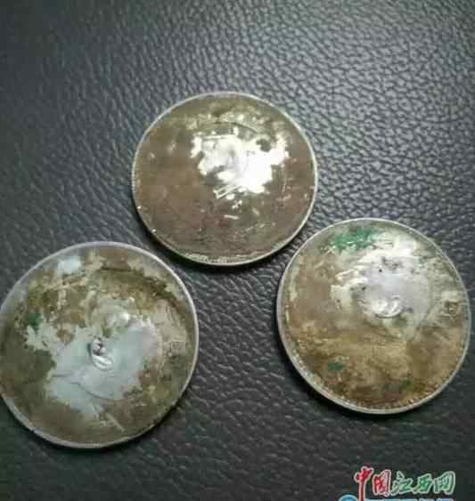 江西一村庄现银元：价值超十万 这些文物是否要