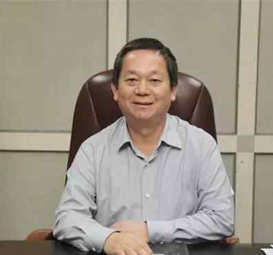 许冠 许冠：中南机械的”智造者“文章配图