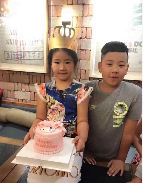 还记得《爸爸去哪儿1》里的石头吗？如今他长这