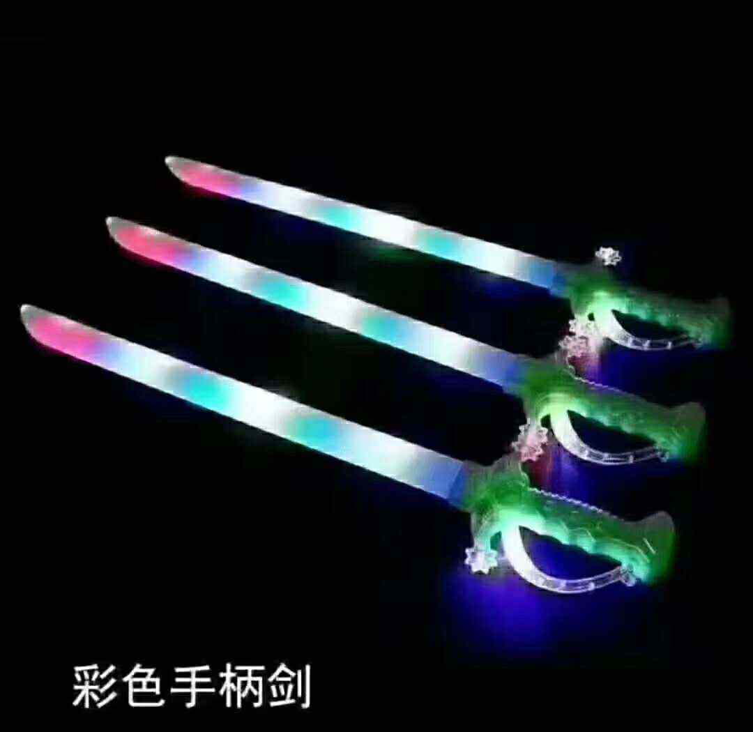 地摊热销商品 2018夜市摆地摊卖什么最畅销