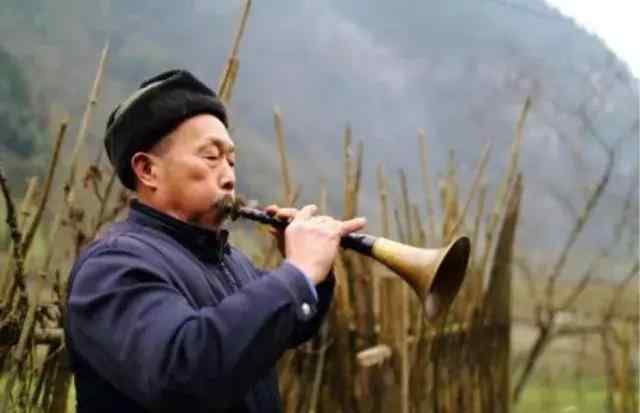 喇叭唢呐曲儿小腔儿大 “喇叭，唢呐，曲儿小，腔儿大”是农村的交响曲文章配图