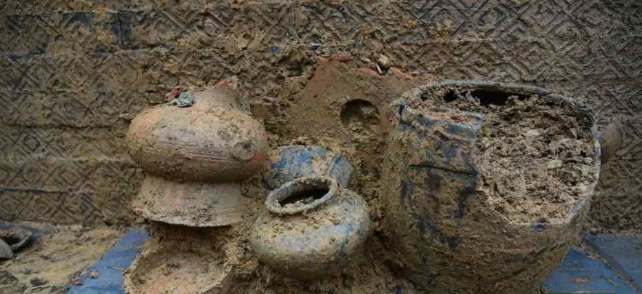 重庆涪陵发现1800年前东汉中期墓葬 出土39件随葬