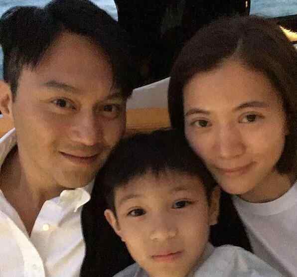 儿子太帅被求出道 母亲袁咏仪却说：有些事很难