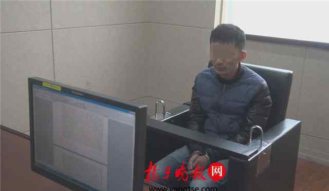 高中生遭持刀抢劫表现冷静 歹徒紧张到两腿发抖