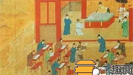 古代为防止科举作弊，要求进场前必须赤身检查
