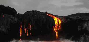 冰岛火山爆发 还记得2010年那场影响整个欧洲的冰岛火山爆发吗？｜冰岛火山合集
